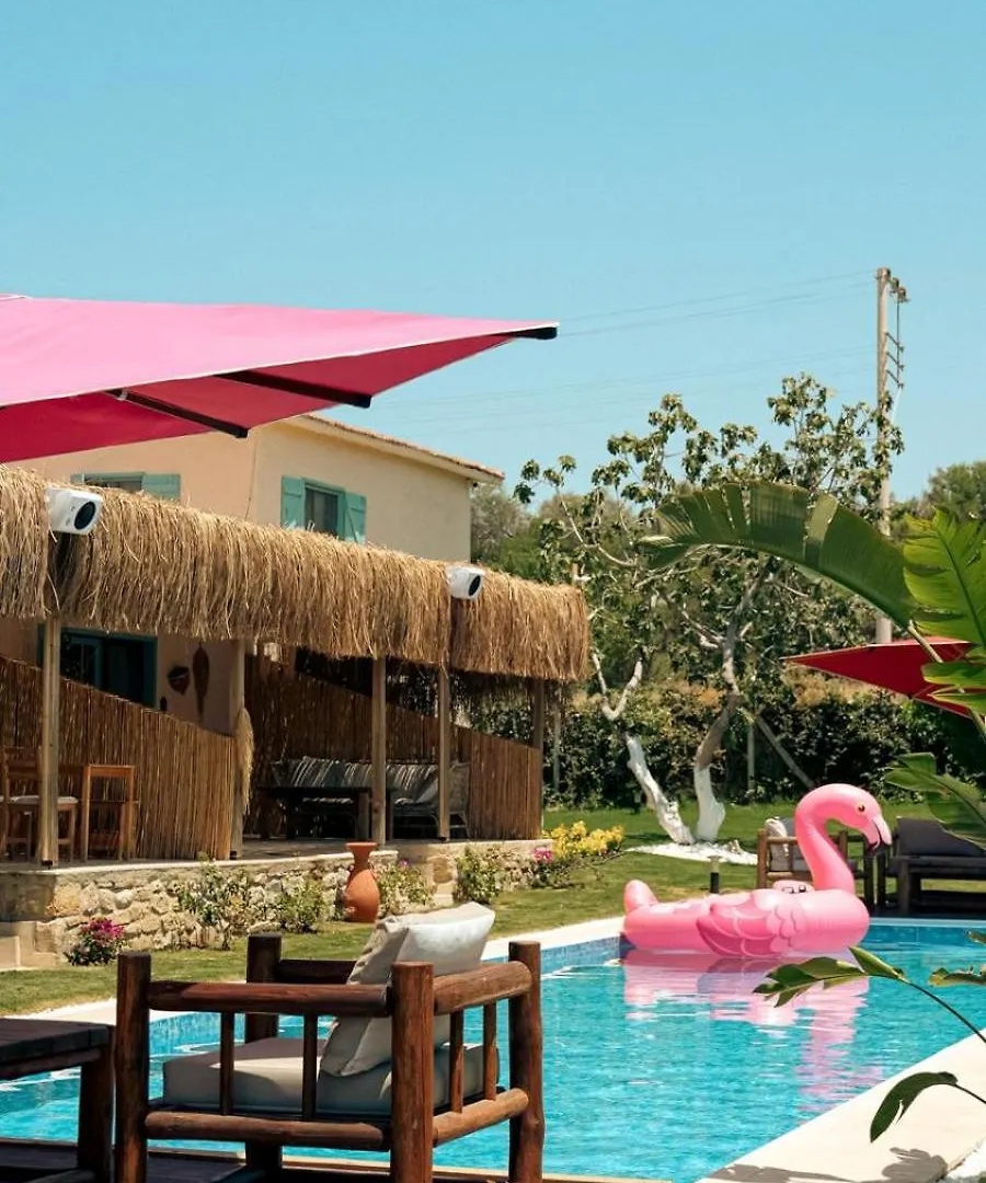 Hotel Ride And Stay Çeşme