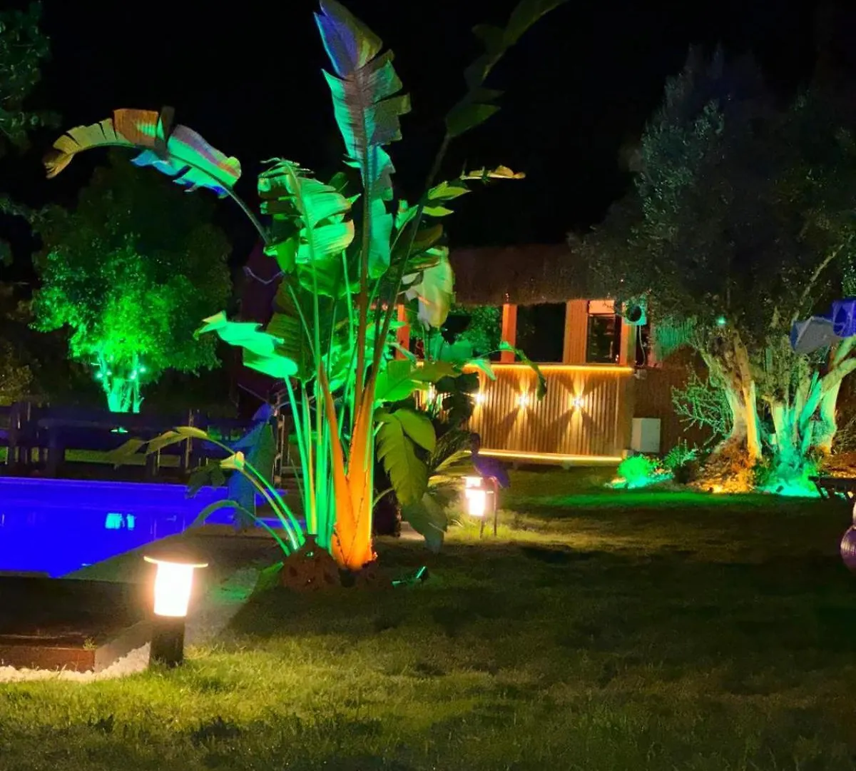 Ride And Stay Çeşme