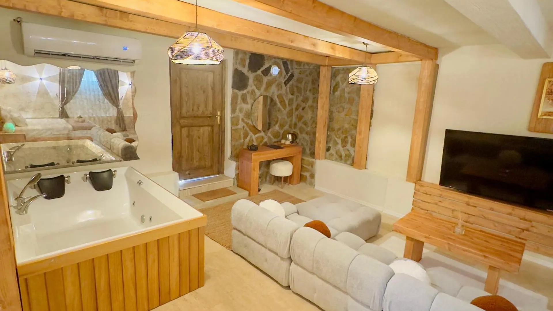 Hotel Ride And Stay Çeşme Türkei