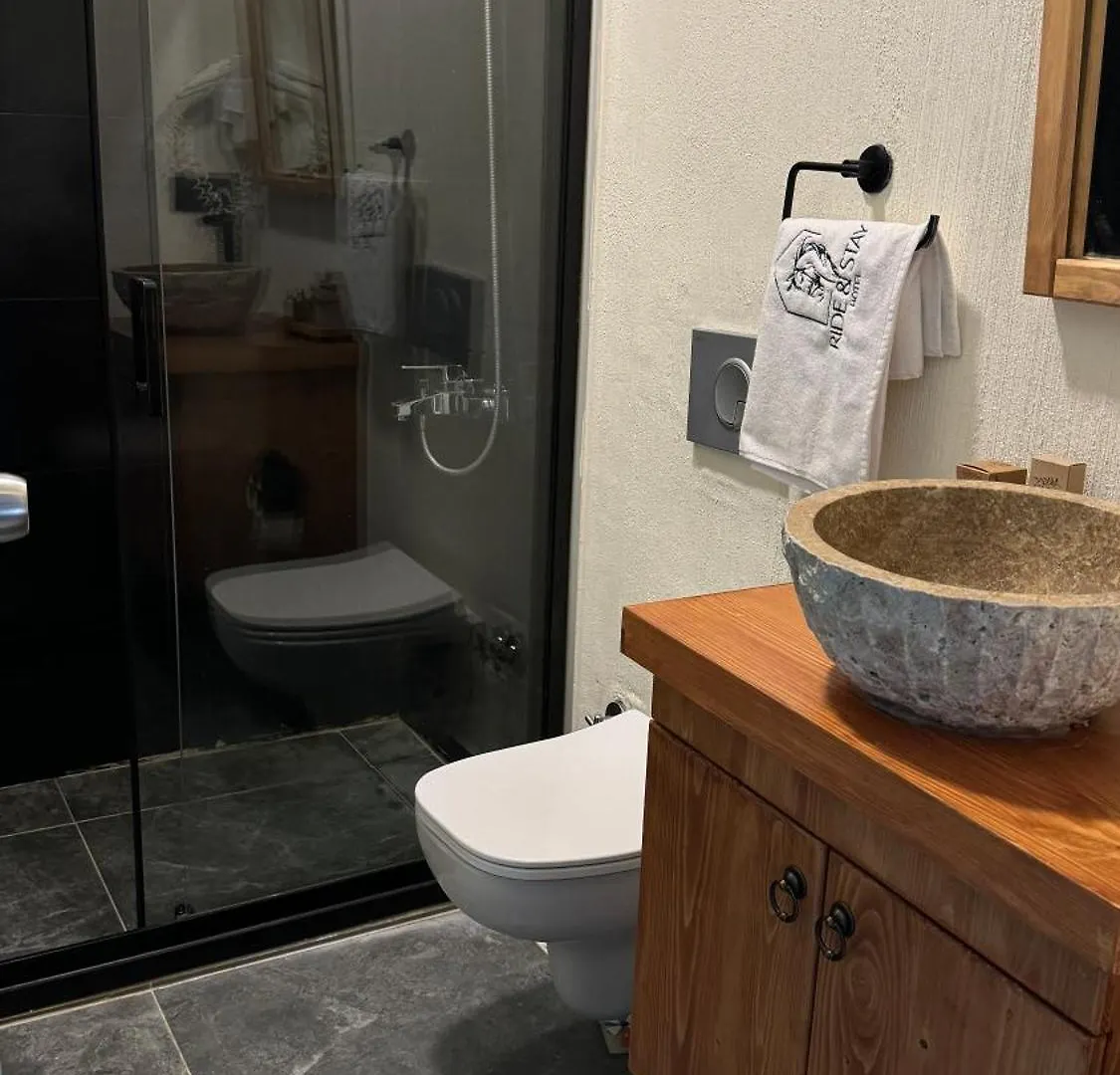 Hotel Ride And Stay Çeşme