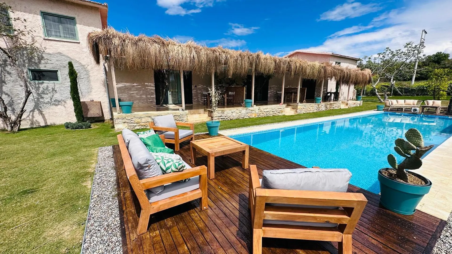 Ride And Stay Çeşme Türkei