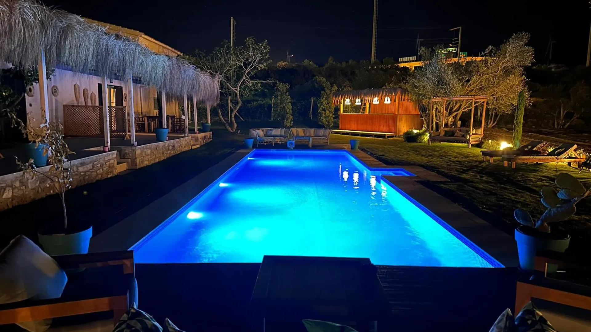Ride And Stay Çeşme Türkei