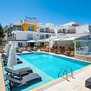 Hotel Twins, Çeşme