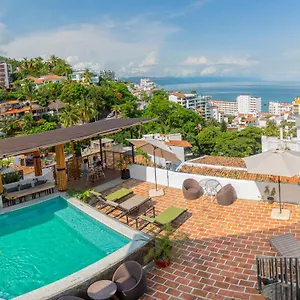 https://amaca.hotelspuertovallarta.org